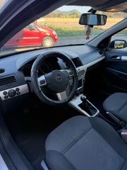 Opel Astra 2008-thumb-3