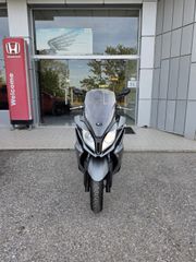 Kymco Downtown 350i 2020 TRACTION CONTROL