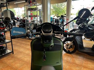 Vespa GTV 310 2026 Verde Ribelle Matt!!!! ΕΤΟΙΜΟΠΑΡΑΔΟΤΟ!!!-thumb-9