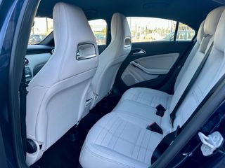Mercedes-Benz A 180 2017 d URBAN FACELIFT 1.5 DIESEL | 7G-DCT AUTOMATIC-thumb-10