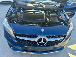 Mercedes-Benz A 180 2017 d URBAN FACELIFT 1.5 DIESEL | 7G-DCT AUTOMATIC-thumb-16