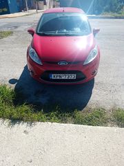 Ford Fiesta 2010 TITANIUM