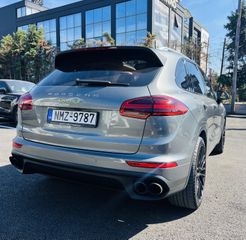 Porsche Cayenne 2015-thumb-2