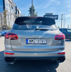 Porsche Cayenne 2015-thumb-4