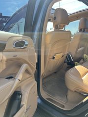 Porsche Cayenne 2015-thumb-7