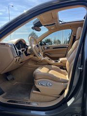 Porsche Cayenne 2015-thumb-8