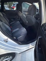 Volkswagen Polo 2022 R LINE FULL EXTRA-thumb-24