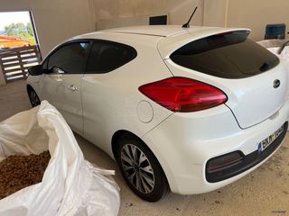 Kia Ceed / cee'd 2013-thumb-2