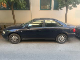 Audi A4 2001-thumb-2