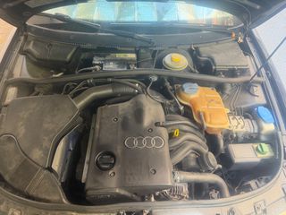 Audi A4 2001-thumb-4