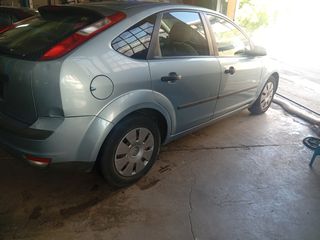 Ford Focus 2006-thumb-7