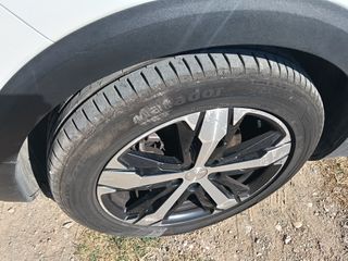 Peugeot 3008 2017 130HP  Automatic  ALL GRIP 4x4 F1-thumb-11