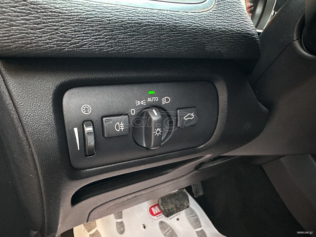 Volvo V40 Cross Country thumbnail 19