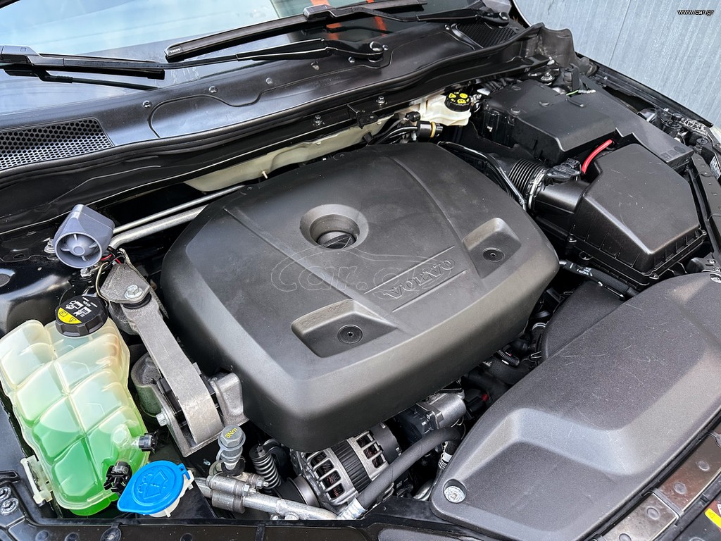Volvo V40 Cross Country thumbnail 32