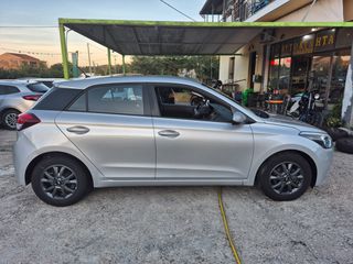 Hyundai i 20 2017 1.2 Black Line Auto Ψάλτου-thumb-3