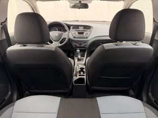 Hyundai i 20 2018 FULL BOOK SERVICE HYUNDAI !!-thumb-26