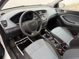 Hyundai i 20 2018 FULL BOOK SERVICE HYUNDAI !!-thumb-28