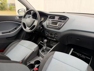 Hyundai i 20 2018 FULL BOOK SERVICE HYUNDAI !!-thumb-31