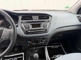 Hyundai i 20 2018 FULL BOOK SERVICE HYUNDAI !!-thumb-32