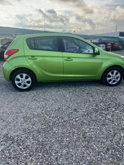 Hyundai i 20 2012-thumb-5