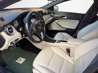 Mercedes-Benz CLA 220 2015-thumb-10