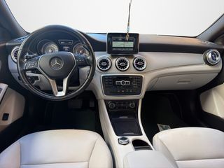 Mercedes-Benz CLA 220 2015-thumb-15