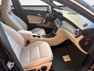 Mercedes-Benz CLA 220 2015-thumb-18