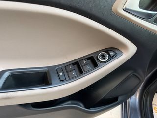 Hyundai i 20 2015 Panorama full extra-thumb-9