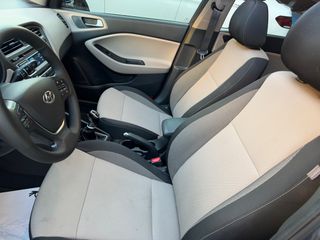 Hyundai i 20 2015 Panorama full extra-thumb-13