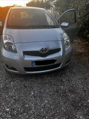 Toyota Yaris 2011