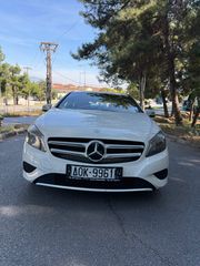 Mercedes-Benz A 180 2013-thumb-3