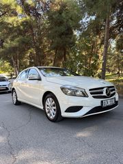 Mercedes-Benz A 180 2013-thumb-4