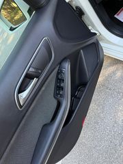 Mercedes-Benz A 180 2013-thumb-19