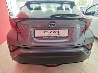 Toyota C-HR 2023-thumb-3