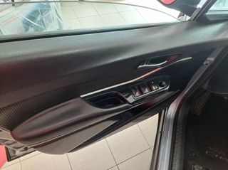 Toyota C-HR 2023-thumb-7
