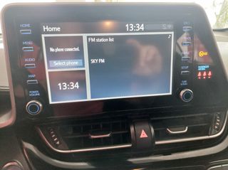 Toyota C-HR 2023-thumb-10