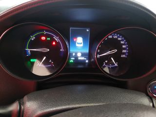 Toyota C-HR 2023-thumb-11