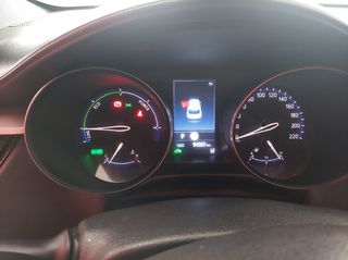 Toyota C-HR 2023-thumb-13