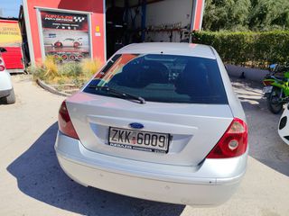 Ford Mondeo 2002-thumb-4