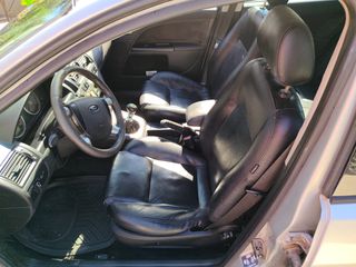 Ford Mondeo 2002-thumb-6