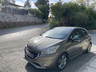 Peugeot 208 2015 1.2 PURETECH 82 STYLE-thumb-3
