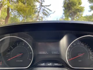 Peugeot 208 2015 1.2 PURETECH 82 STYLE-thumb-14
