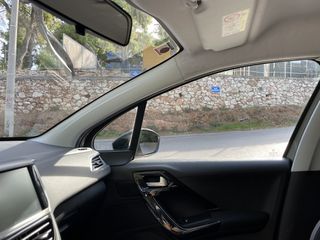 Peugeot 208 2015 1.2 PURETECH 82 STYLE-thumb-17