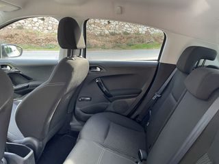 Peugeot 208 2015 1.2 PURETECH 82 STYLE-thumb-20