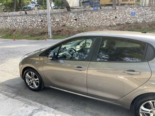 Peugeot 208 2015 1.2 PURETECH 82 STYLE-thumb-10