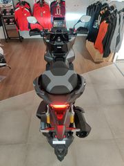 Honda ADV 350 2026-thumb-3