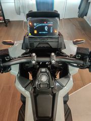 Honda ADV 350 2026-thumb-3