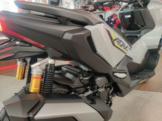 Honda ADV 350 2026-thumb-4