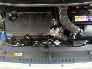 Hyundai ix20 2012-thumb-23