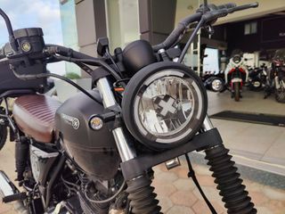 Brixton Cromwell 125 ABS 2025-thumb-3
